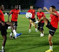 开云体育APP-今晚亚特兰大备战西甲摩纳哥加时末段篮板制胜，连对手都承认：浓眉哥关键时刻刷新纪录